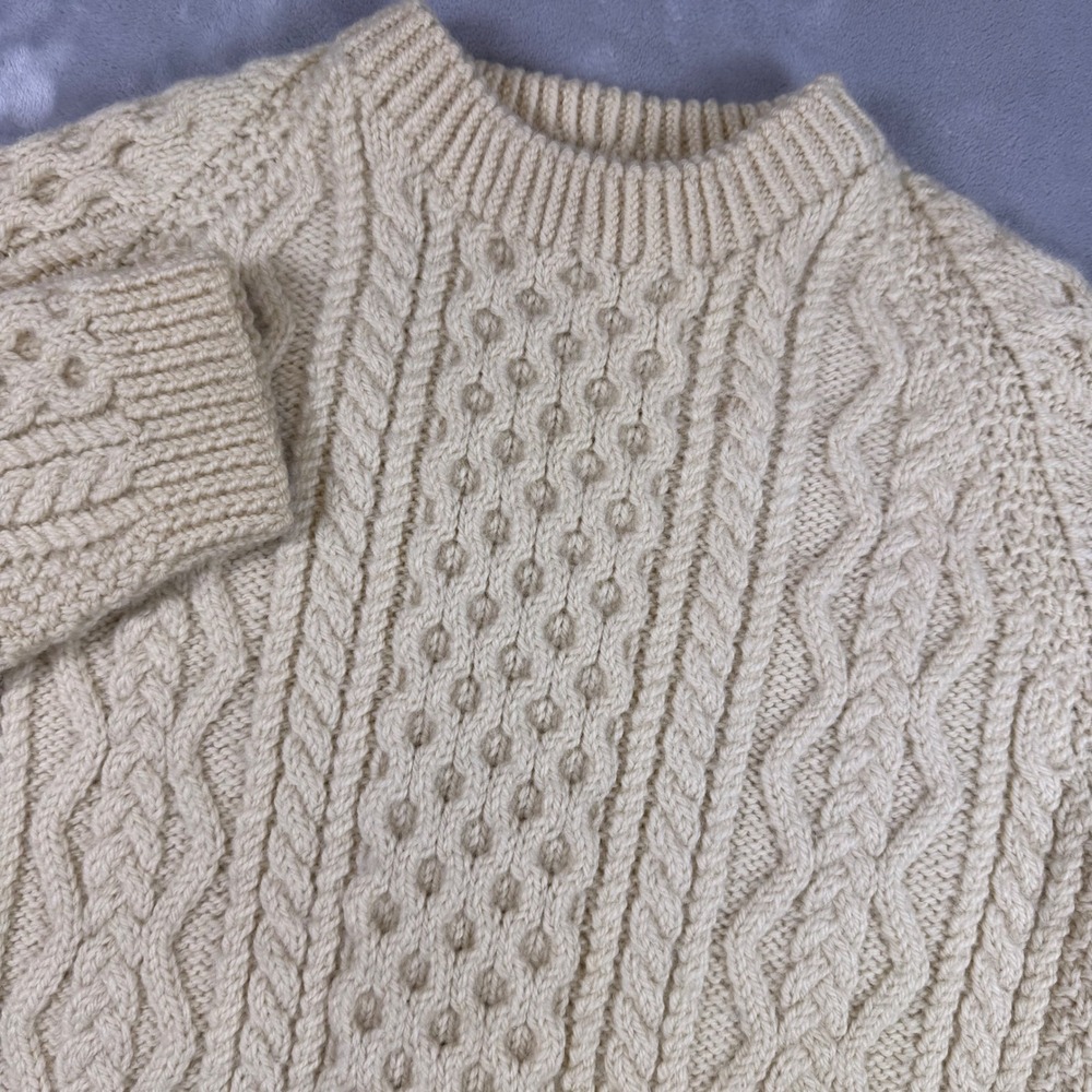 Vintage Cream Cable Knit Aran Fisherman Sweater Crew Neck Ivory Raglan Chunky